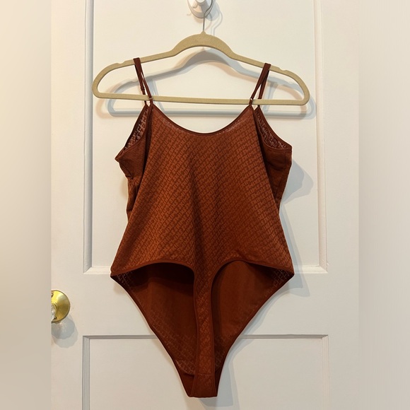 NWT Skims Mesh Logo Cami Bodysuit Size 2XL - Picture 3 of 5